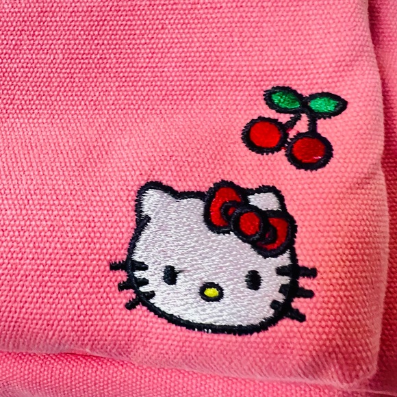 Hello‎ Kitty Backpack - Picture 7 of 9